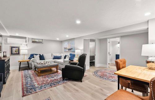 Game Room Central AC 4 mins to Craigville Beach - Photo 28