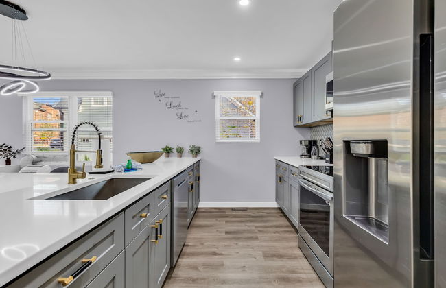 Charlotte Spacious Home - Foto 17