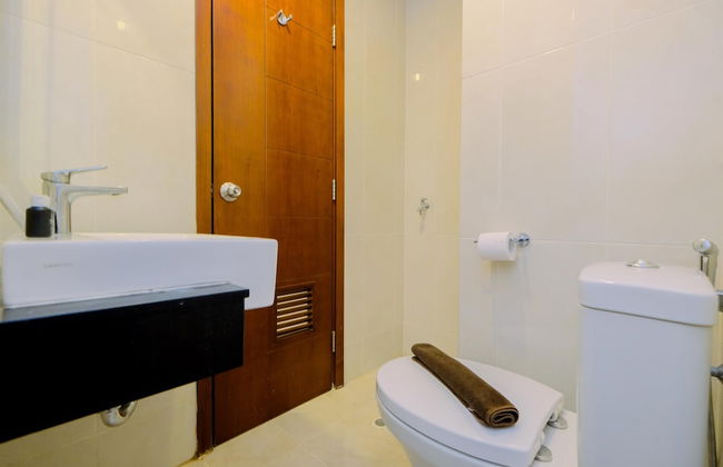 Good Choice And Elegant 2Br Apartment Capitol Park Residence - Photo 19