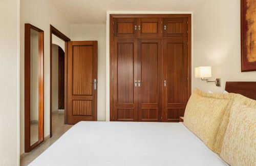 Ramada Hotel & Suites by Wyndham Costa del Sol - Photo 64