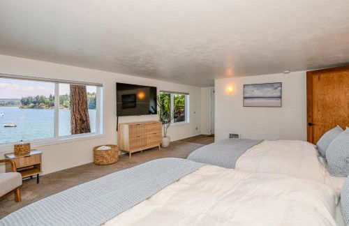 Waterfront Vashon Island Home, Beach Access and View - Foto 20