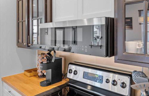 Spacious Downtown Indy Home Perfect for Groups - Photo 16