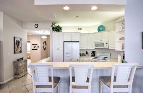 Waterfront Condo with Lanai and Views - Walk to Beach! - Photo 8