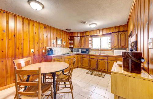 Pet-Friendly Youngstown Cottage with Yard - Foto 2