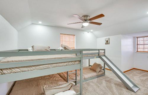 Near Lake Fork Home with Fire Pit in Yantis! - Foto 22