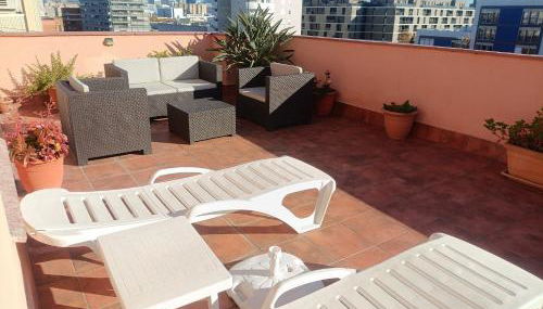 Cozy and sunny penthouse Fira BCN - Photo 5