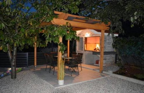 2 Bedroom Nice Home In Rascane - Foto 13
