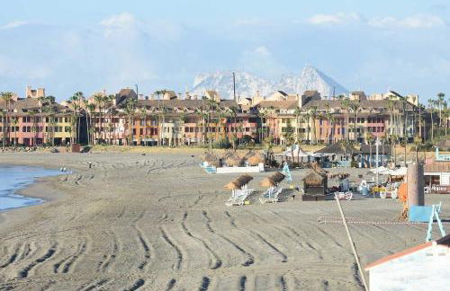 Luxury, beach front, two-bedroom apartment - Foto 19