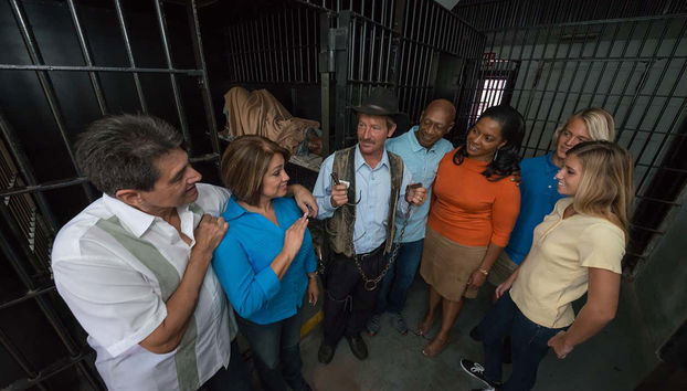 Visitando la antigua cárcel