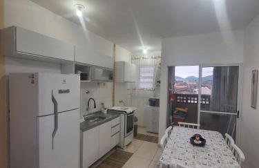 APTO PRAIA UBATUBA - Lindo e Equipado! Internet 500mb e 3 Tvs 2 Quartos Estacionamento TUDO PERTO - Foto 46