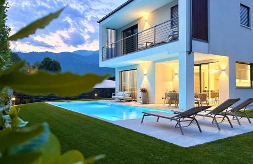 Villa Lake Luxury - Foto 1