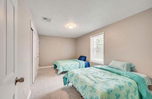 New Hampshire Abode with Mountain Views, Near Skiing - Foto 19