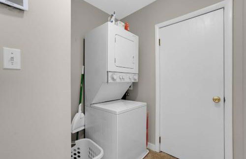 Artist Apartment - Idyllic villa steps from Town & the waterfront! - Foto 23