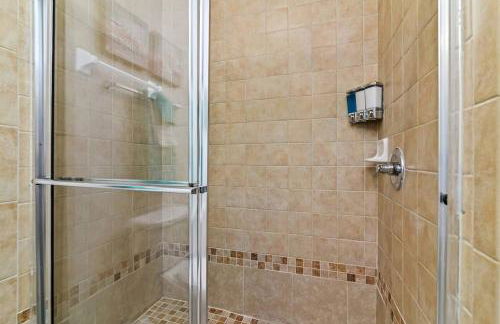 Stylish 3BR Condo Near Disney Pool, Gym & More! - Foto 28