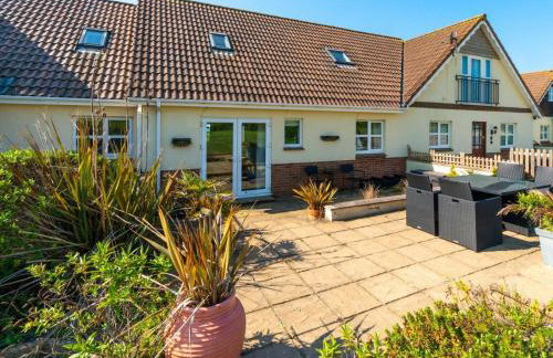 3 Bed in Brighstone oc-ic041 - Photo 18