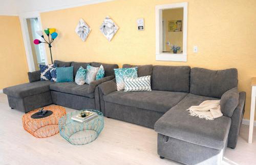 Casa San Diego - Spacious Getaway with Backyard, Firepit, Kid Zone - Foto 8