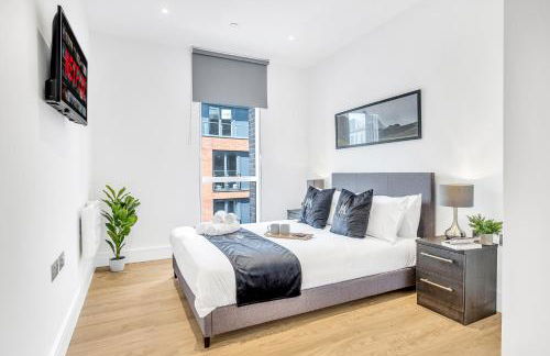 Pluxa Nero Deluxe - City Bliss 2Bath, Walk to Transit - Foto 10