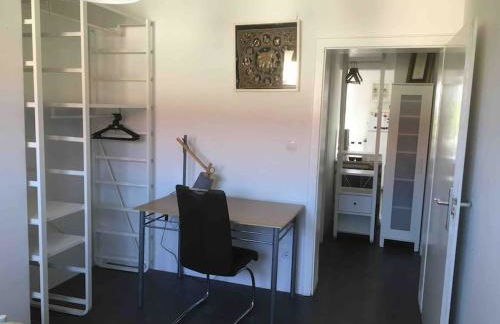 Luminous apartment in Kehl near Strasbourg, conveniently located next to a tram stop with direct access to Strasbourg city centre - Foto 32