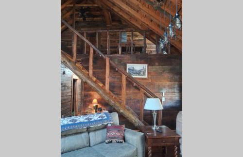 Hoot Nanny's Rustic Cabin on Mossy Creek - Foto 13