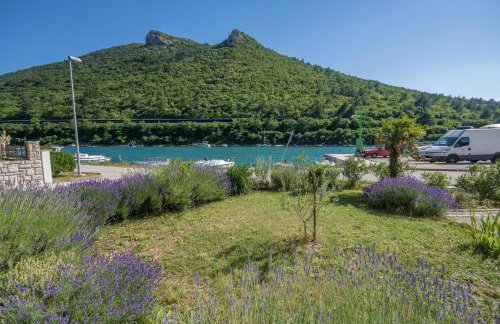 Villa Dorijana, a beachfront holiday home - Foto 3