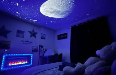 Beach Side APT with Home Cinema - Photo 1