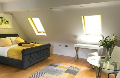 Luxury, private, secure self-contained Coach House, near Wythall and close to the NEC - Foto 11