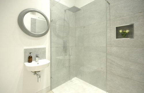 Topside House - Beautiful 7 bedroom house with hottub wifi and parking near Bath Wells Frome - Foto 41