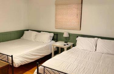 14 Guest 7 Bed 4 BR Lakefront Cabin w Hot Tub - Foto 20