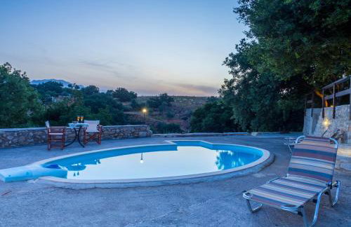Stone Built Private villa Limeri with pool, BBQ & Shaded Patio - Foto 9