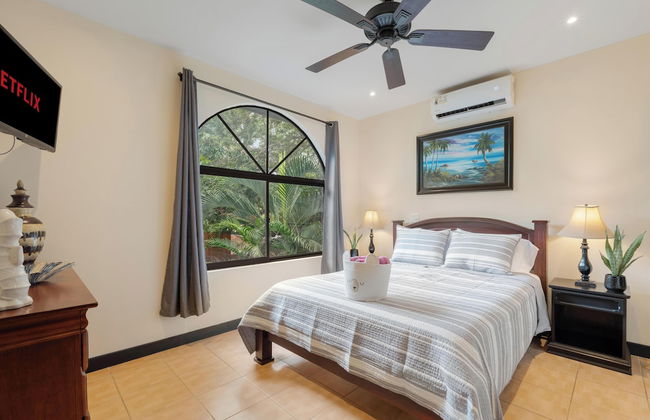 Suite 3 - Jaguar Beach & Pool 2 BR Condo - Foto 3