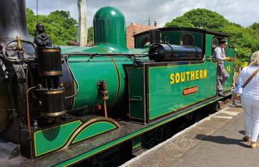 luxury new 3 bed caravan with stunning sea view on private beach in Thorness bay - Foto 44