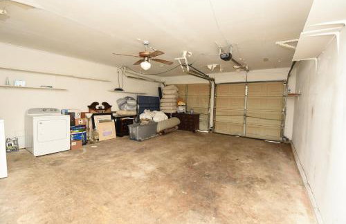 10 Minutes from IAH and Mall, Newly Rehabbed - Foto 44