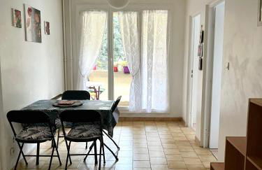 Appartement de 80m2 aux portes de Lyon avec ascenseur, balcon, parking - Foto 3