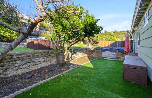 Relaxing 4 bedroom - Full Kitchen & Dining - BART - Foto 28