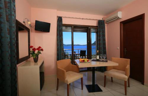 Faros Luxury Suites - Foto 12