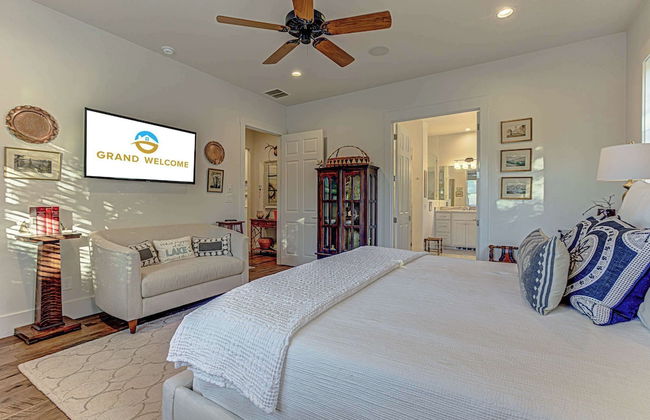 Immaculate Waterfront Home for 16 w/ Private Dock! - Foto 4