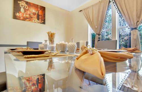 Spacious & Quiet 3BR Family Home with Fast WiFi - Foto 78