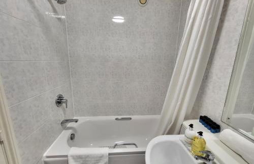 Garland Stylish 2 Bedroom Apartment A Minute Walk From Station - Foto 34