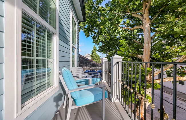 Stunning Modern and Fully-Upgraded 5 BR with Pool - Foto 24