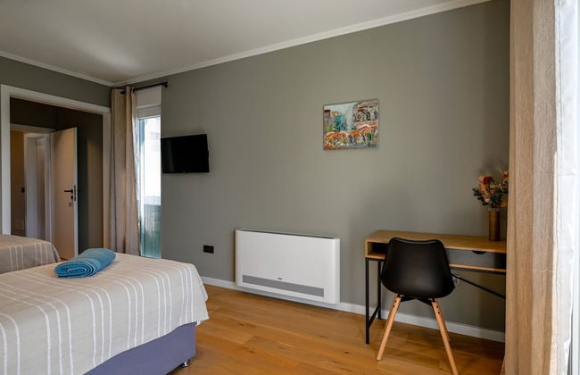 Matohanci Dazzling Villa With Pool - Foto 12