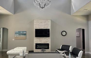 Luxury in Spacious Home - Foto 4