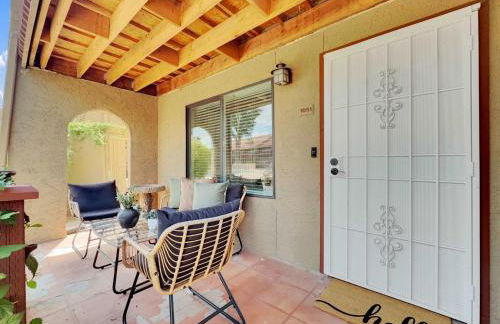 Luxe 2BR Condo Next to Pool Trails & Mountain - Foto 24