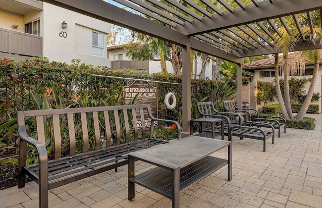 Walk to Beach Pool, Hot Tub, Private Patio, Parking Seabreeze Retreat - Foto 34