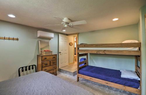 Expansive Cotter Cabin on White River with Deck! - Foto 22