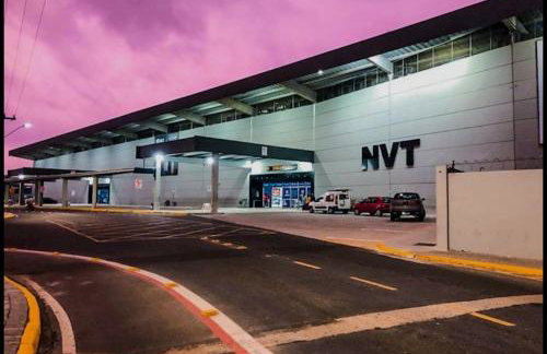 Quarto dentro de residência Familiar próximo ao Aeroporto - Photo 21