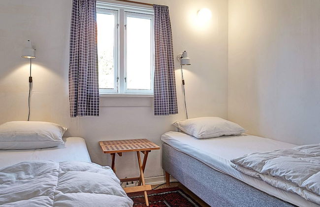 4 Person Holiday Home in Svaneke - Foto 5