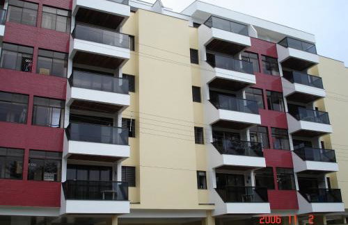 apartamento com linda sacada em direção ao mar - Foto 5