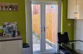 Well Furnished 3 Bedroom House in a cosy estate in Bolton - Foto 39