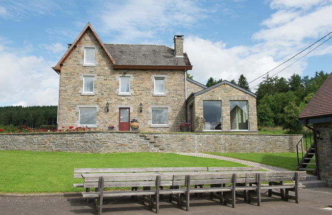 Group Stay With Pool, Chevron - Photo 1