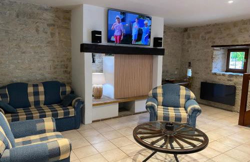 Gîte Loêtitia à la campagne 21 peoples , 9 rooms, pool - Foto 9